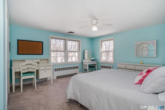 15 Avondale Road, West Hartford, CT 06117