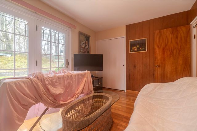 226-18 77 Avenue, Oakland Gardens, NY 11364