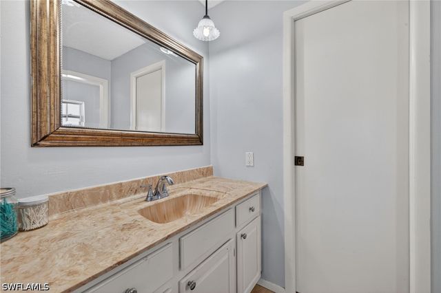 2333 Dover AVE, Fort Myers, FL 33907