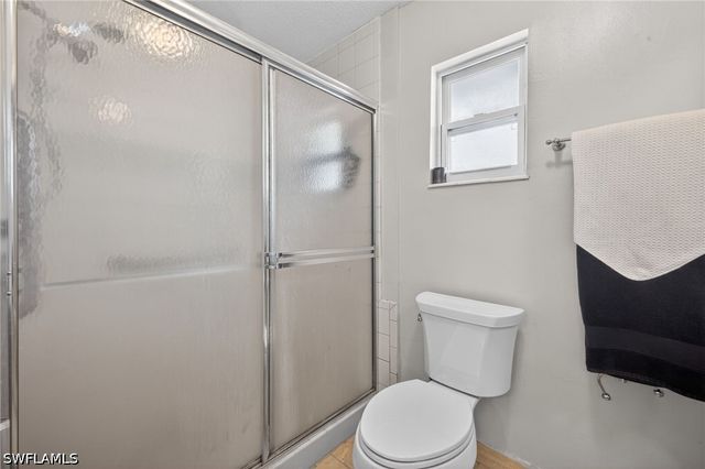 2333 Dover AVE, Fort Myers, FL 33907