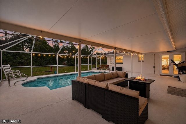 2333 Dover AVE, Fort Myers, FL 33907