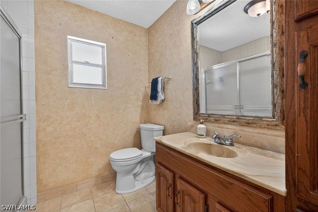 2333 Dover AVE, Fort Myers, FL 33907