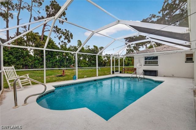 2333 Dover AVE, Fort Myers, FL 33907
