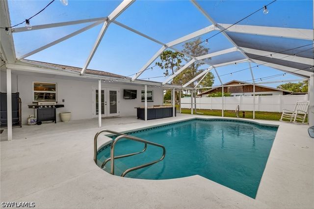 2333 Dover AVE, Fort Myers, FL 33907