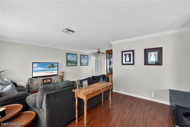 2333 Dover AVE, Fort Myers, FL 33907