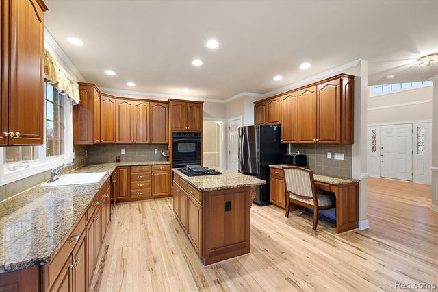 26566 Anchorage Court, Novi, MI 48374