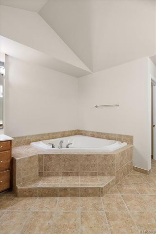 26566 Anchorage Court, Novi, MI 48374