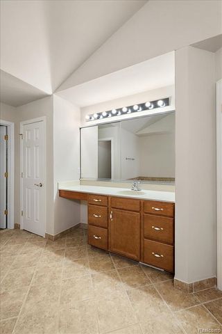 26566 Anchorage Court, Novi, MI 48374