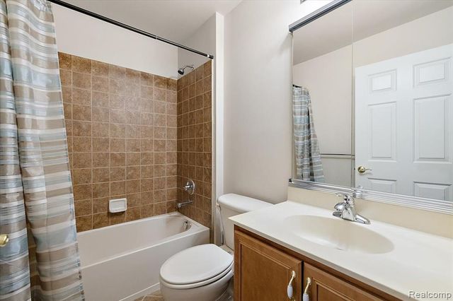 26566 Anchorage Court, Novi, MI 48374