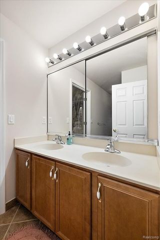 26566 Anchorage Court, Novi, MI 48374