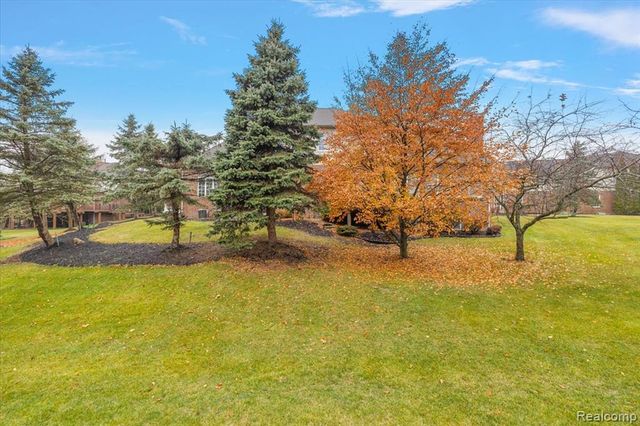 26566 Anchorage Court, Novi, MI 48374