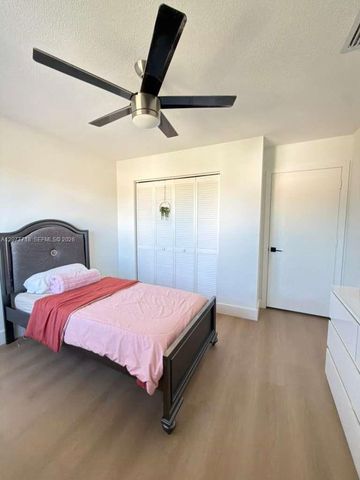 1920 NW 182nd Terrace, Pembroke Pines, FL 33029