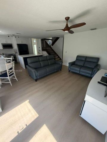 1920 NW 182nd Terrace, Pembroke Pines, FL 33029