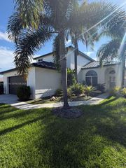 1920 NW 182nd Terrace, Pembroke Pines, FL 33029