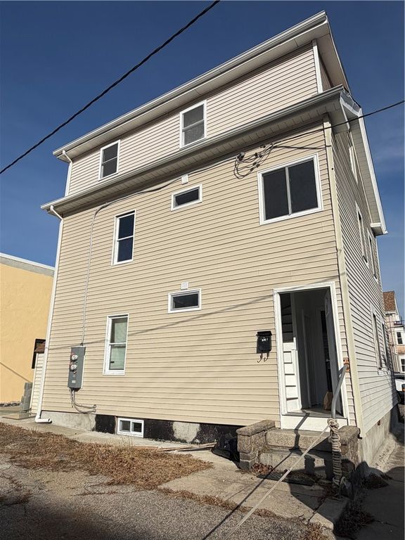 24 De Soto Street 3, Providence, RI 02909
