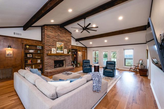 13241 Rivercrest Drive, Little Rock, AR 72212