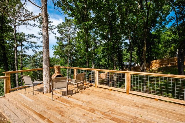 13241 Rivercrest Drive, Little Rock, AR 72212