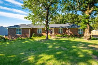 13241 Rivercrest Drive, Little Rock, AR 72212