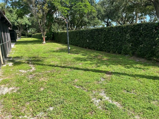 140 Fox Road 3-46, Hollywood, FL 33024