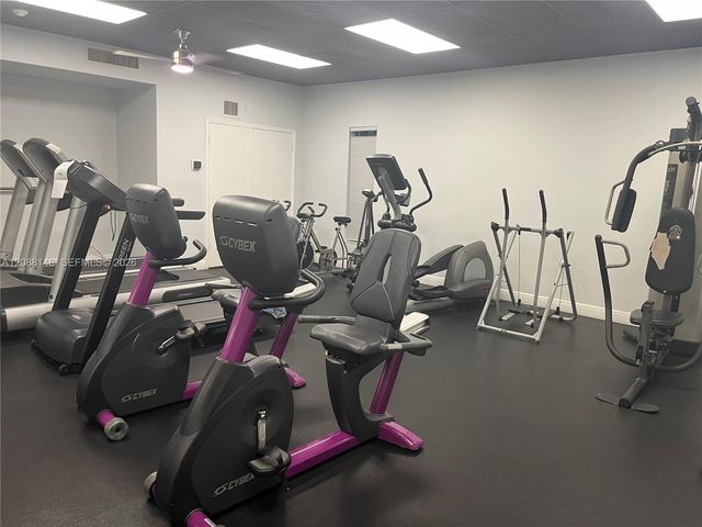140 Fox Road 3-46, Hollywood, FL 33024