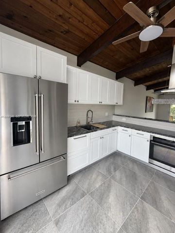 140 Fox Road 3-46, Hollywood, FL 33024