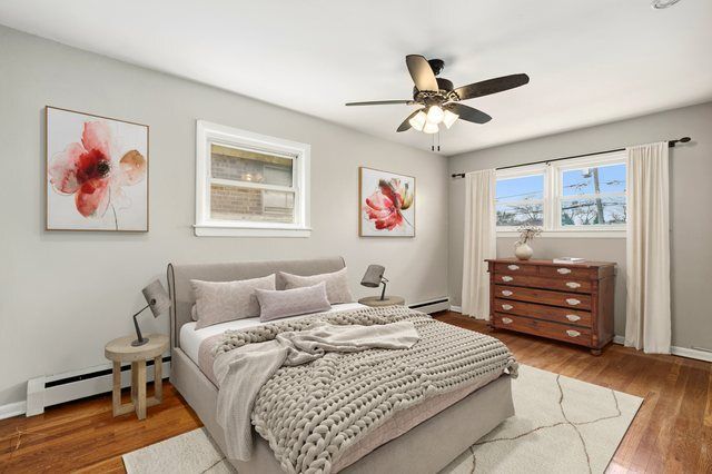 5322 S 72nd Court, Summit, IL 60501