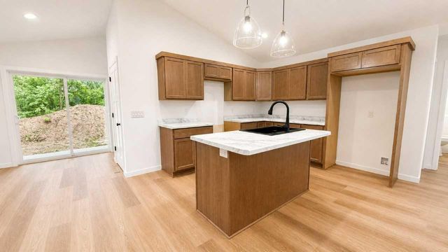768 KONNOR COURT, Omro, WI 54963