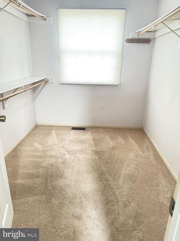 28 MANCHESTER RD, Mount Holly, NJ 08060