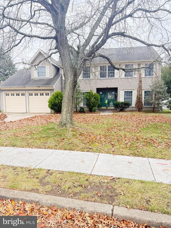 28 MANCHESTER RD, Mount Holly, NJ 08060