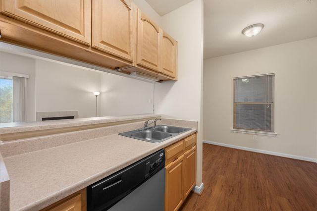 12166 Metric BLVD 357, Austin, TX 78758