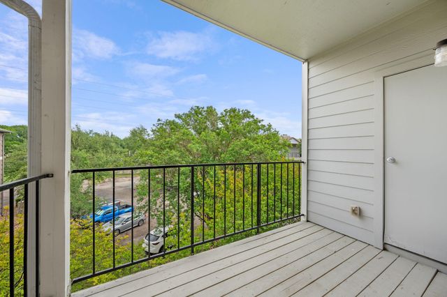 12166 Metric BLVD 357, Austin, TX 78758