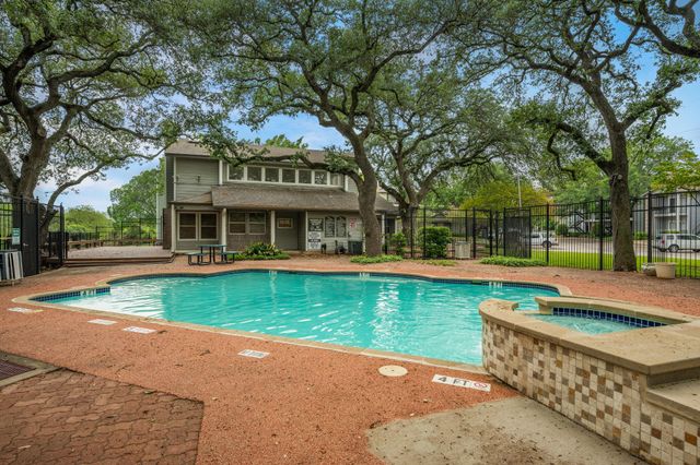 12166 Metric BLVD 357, Austin, TX 78758