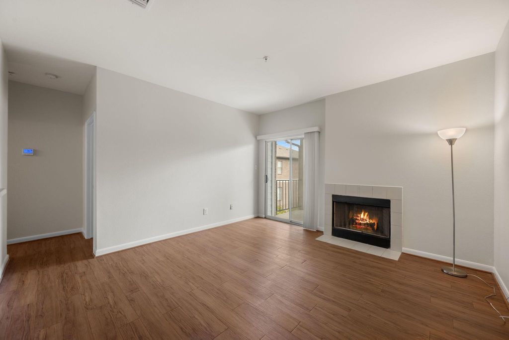 12166 Metric BLVD 357, Austin, TX 78758