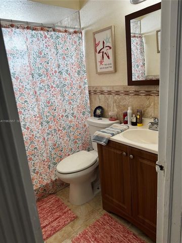 8720 SW 148th Pl, Miami, FL 33193