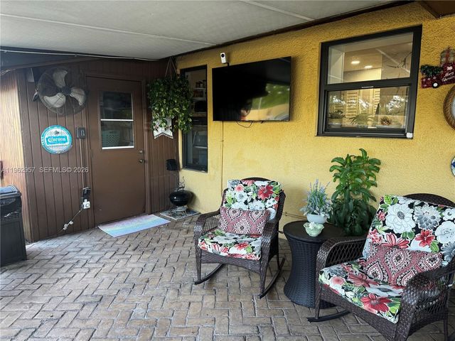 8720 SW 148th Pl, Miami, FL 33193