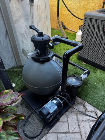 8720 SW 148th Pl, Miami, FL 33193