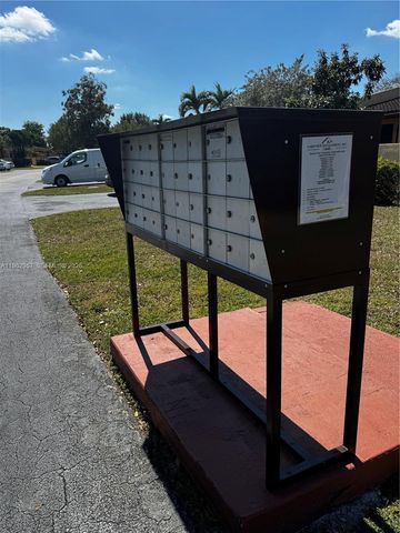 8720 SW 148th Pl, Miami, FL 33193