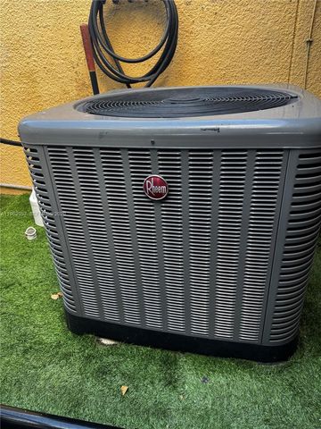 8720 SW 148th Pl, Miami, FL 33193