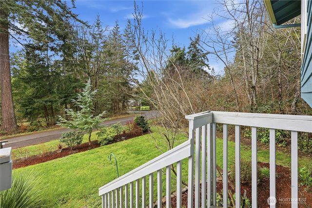 21028 Virginia Avenue NE, Kingston, WA 98346