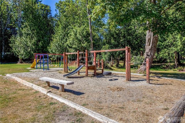 21028 Virginia Avenue NE, Kingston, WA 98346