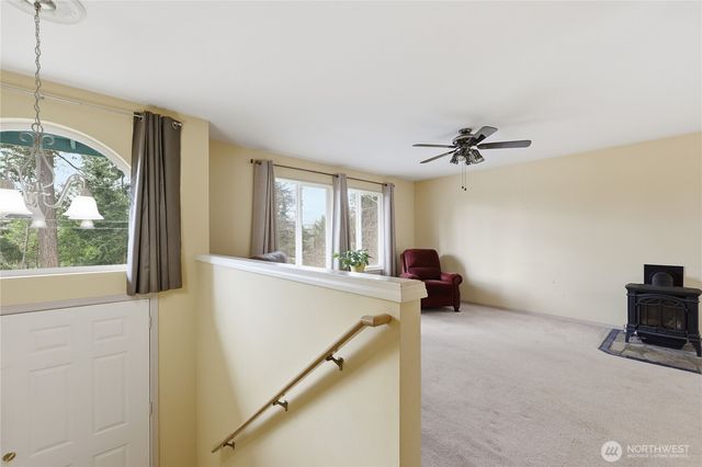 21028 Virginia Avenue NE, Kingston, WA 98346