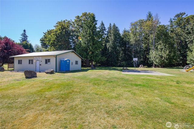 21028 Virginia Avenue NE, Kingston, WA 98346