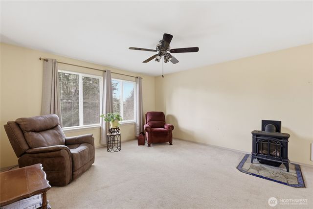 21028 Virginia Avenue NE, Kingston, WA 98346