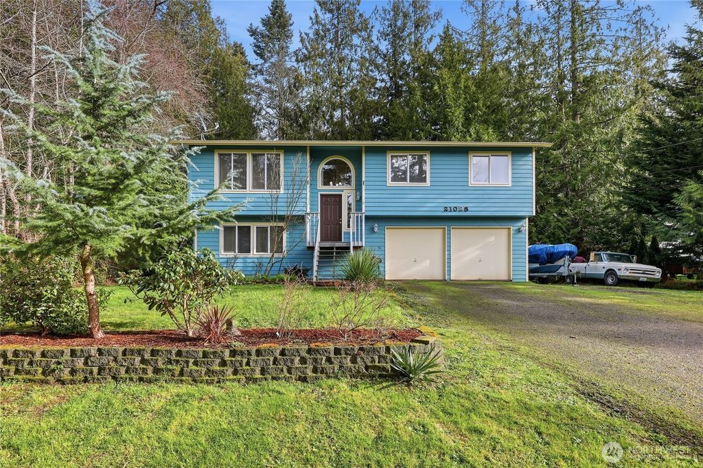 21028 Virginia Avenue NE, Kingston, WA 98346