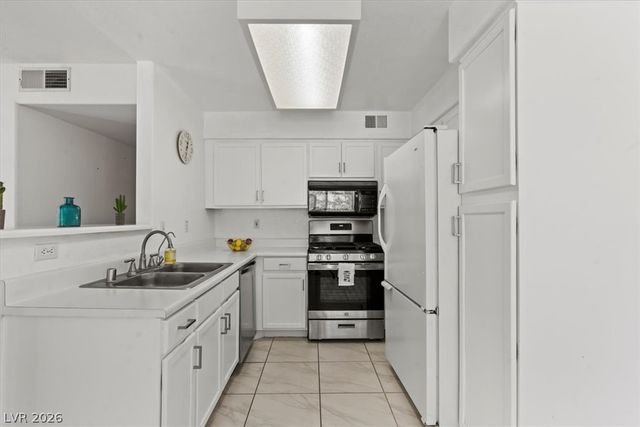 3145 Casey Drive 201, Las Vegas, NV 89120