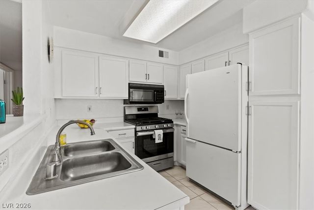 3145 Casey Drive 201, Las Vegas, NV 89120
