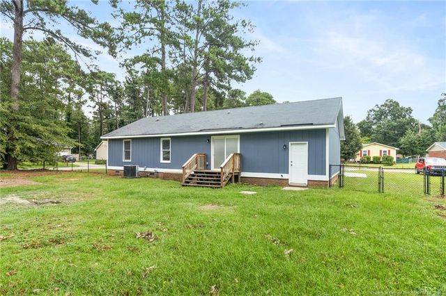 900 Hollydale Lane, Fayetteville, NC 28314