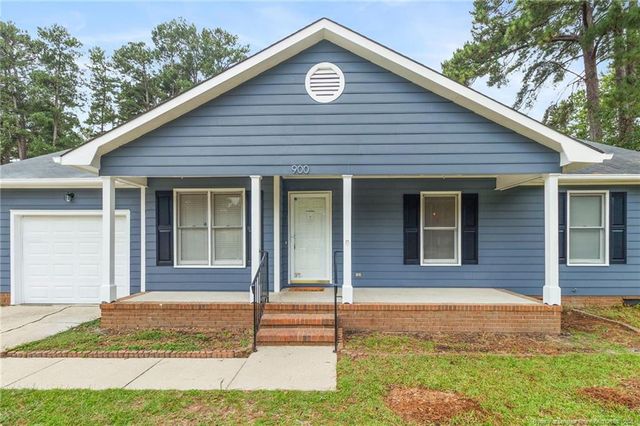 900 Hollydale Lane, Fayetteville, NC 28314