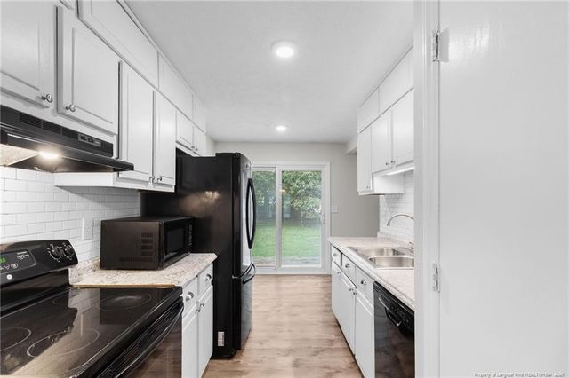 900 Hollydale Lane, Fayetteville, NC 28314