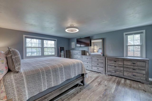 5518 110th STREET, Hales Corners, WI 53130